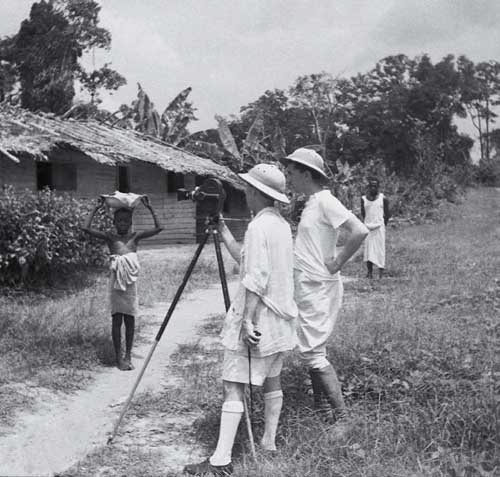 grabando la vida de los nativos