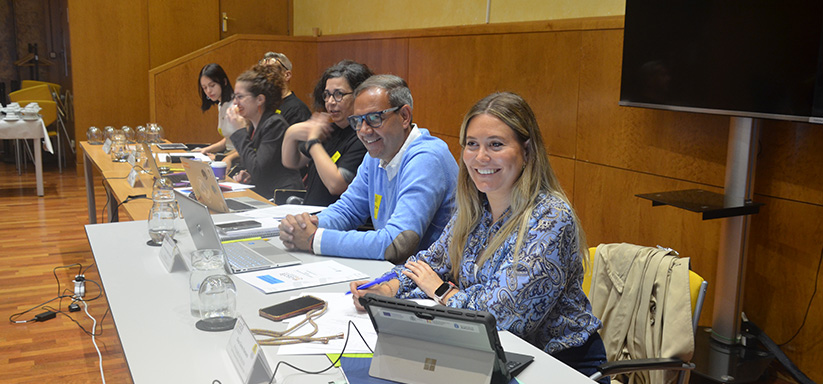 Olaya Romano, Directora General de Emigración y Políticas de Retorno del Gobierno de Asturias en la Comisión de Jóvenes y Mujeres