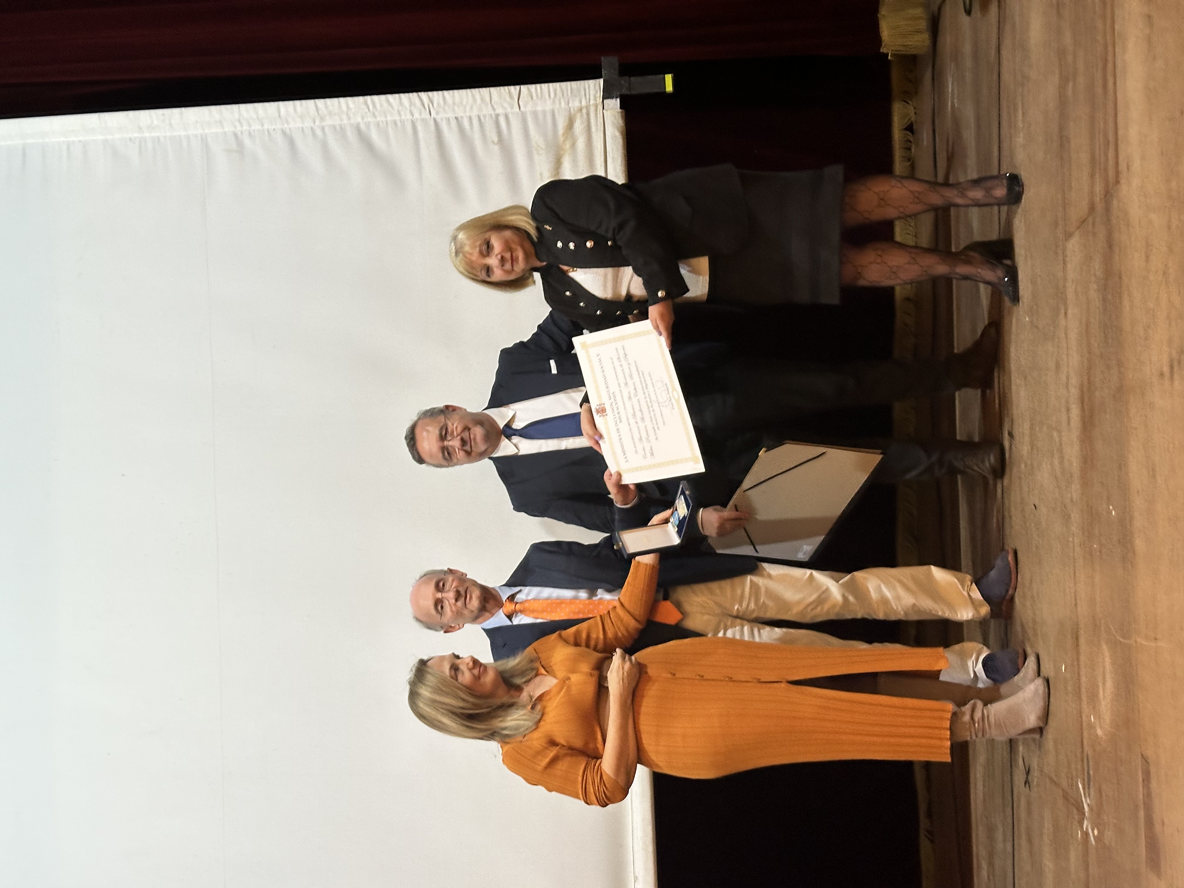 Diploma y Medalla Centro Asturiano de Buenos Aires